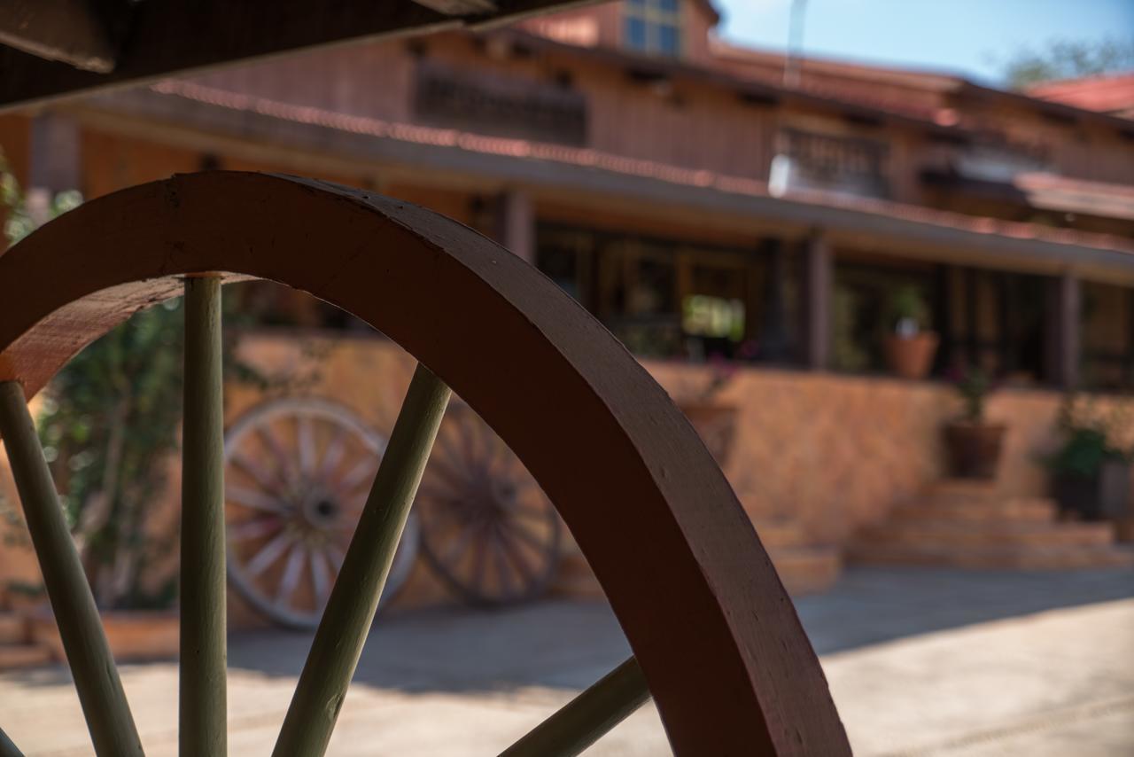 Horsepower Ranch Hotel Ensenada Ngoại thất bức ảnh